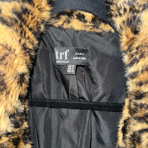 Zara Leopard Print Faux Fur Coat - Picture 2 of 3